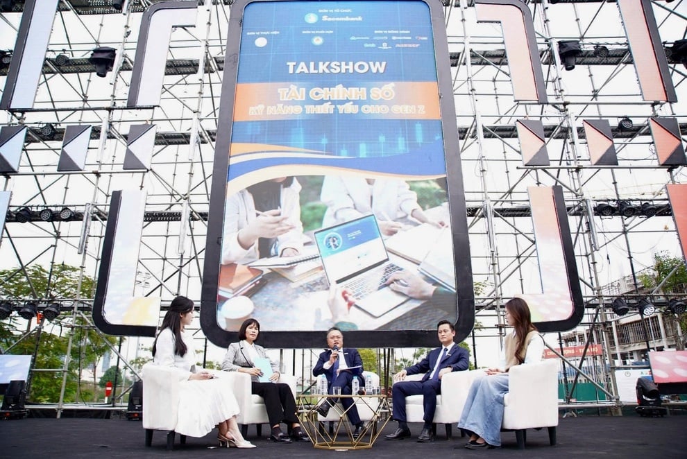 Sacombank sprer ånden av «Smart Finance – Breakthrough Future» gjennom S-Finfest 2025–3