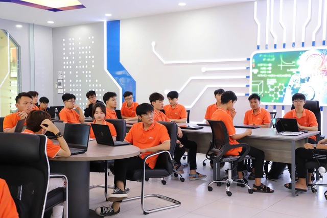 Trường ĐH FPT mở rộng danh mục đào tạo, đáp ứng nhu cầu việc làm tương lai - Ảnh 2.