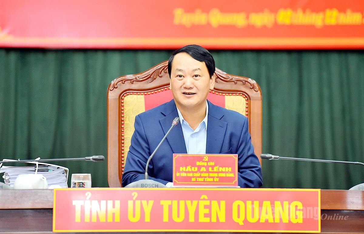 Mötets ordförande var den provinsiella partisekreteraren Hau A Lenh.