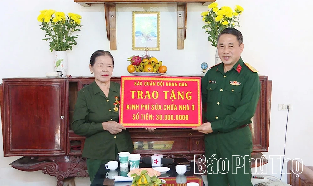 Hien Quan Commune provides new houses for poor households