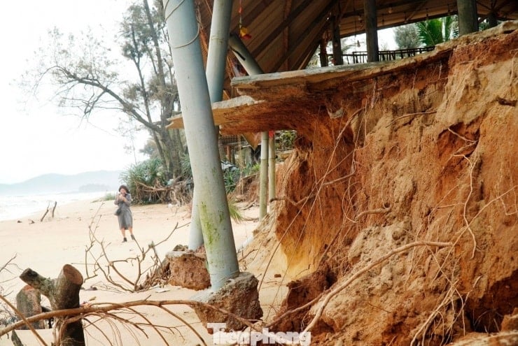 Cena sem precedentes em famosa praia de Hue - 2