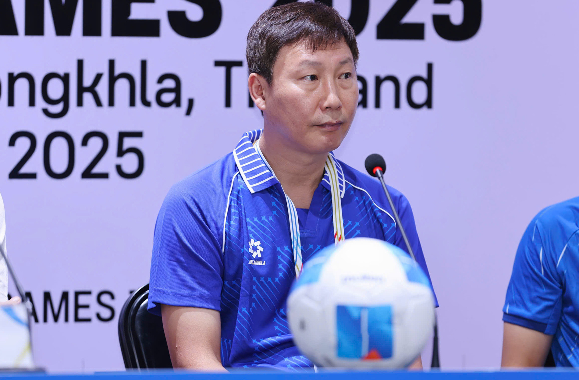 Treinador Kim Sang Sik.jpg