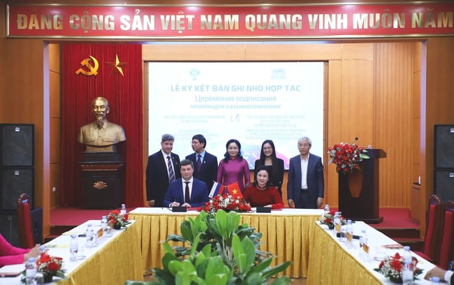 Khu Di tích Chủ tịch Hồ Chí Minh tại Phủ Chủ tịch và Đại học Quốc gia Saint Petersburg, Liên bang Nga ký kết Bản ghi nhớ hợp tác - Ảnh 4.