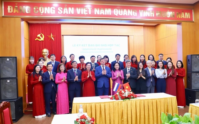 Khu Di tích Chủ tịch Hồ Chí Minh tại Phủ Chủ tịch và Đại học Quốc gia Saint Petersburg, Liên bang Nga ký kết Bản ghi nhớ hợp tác - Ảnh 8.