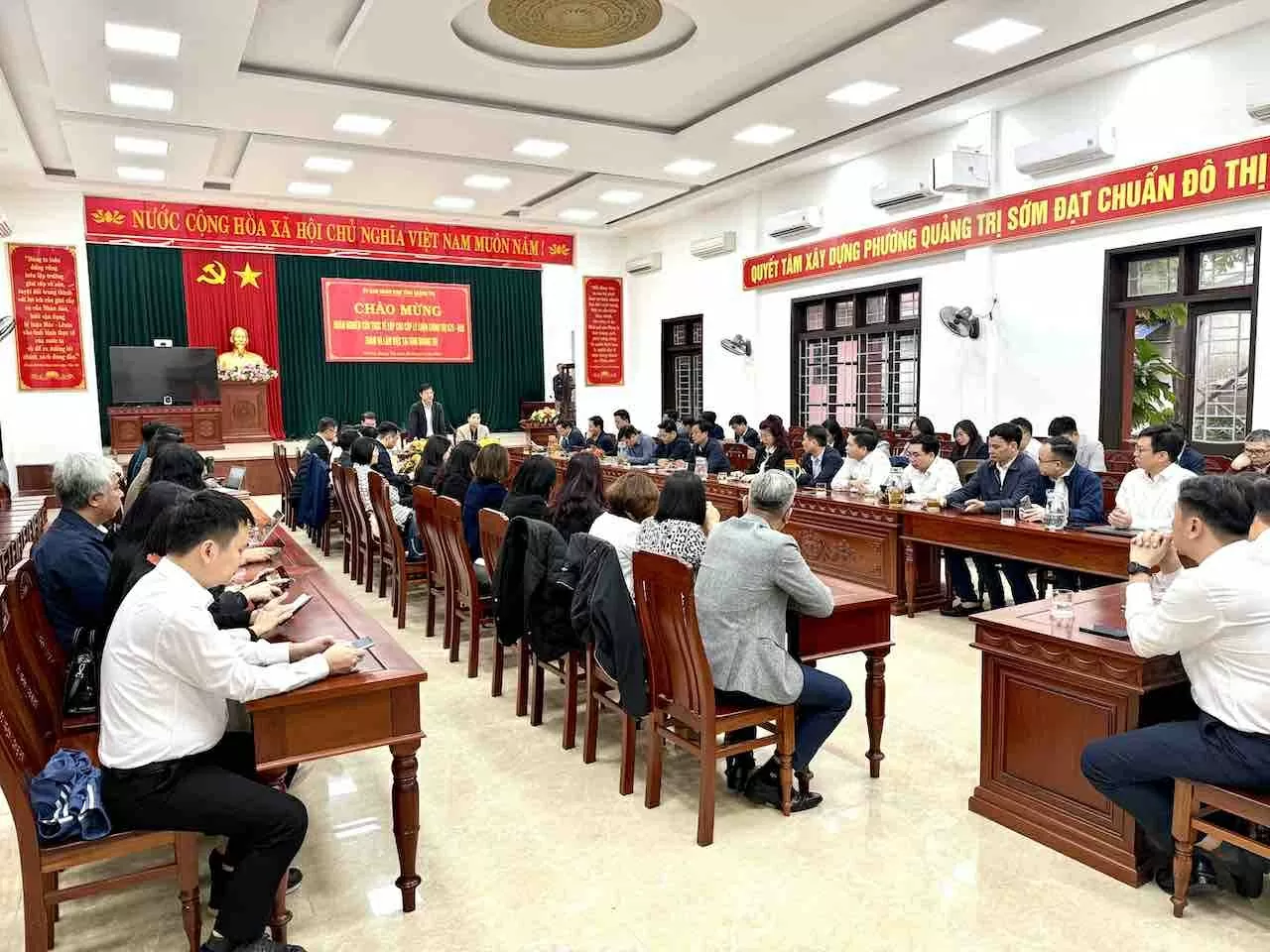 ដំណើរនៃការរៀនសូត្រ ការដឹងគុណ និងការចែករំលែកនៅលើទឹកដីវីរភាពនៃខេត្ត Quang Tri Hành trình học tập, tri ân và sẻ chia trên mảnh đất Quảng Trị anh hùng