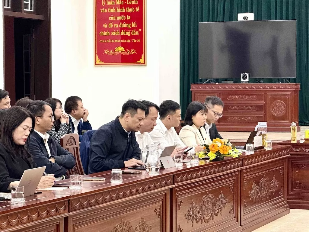 ដំណើរនៃការរៀនសូត្រ ការដឹងគុណ និងការចែករំលែកនៅលើទឹកដីវីរភាពនៃខេត្ត Quang Tri Hành trình học tập, tri ân và sẻ chia trên mảnh đất Quảng Trị anh hùng