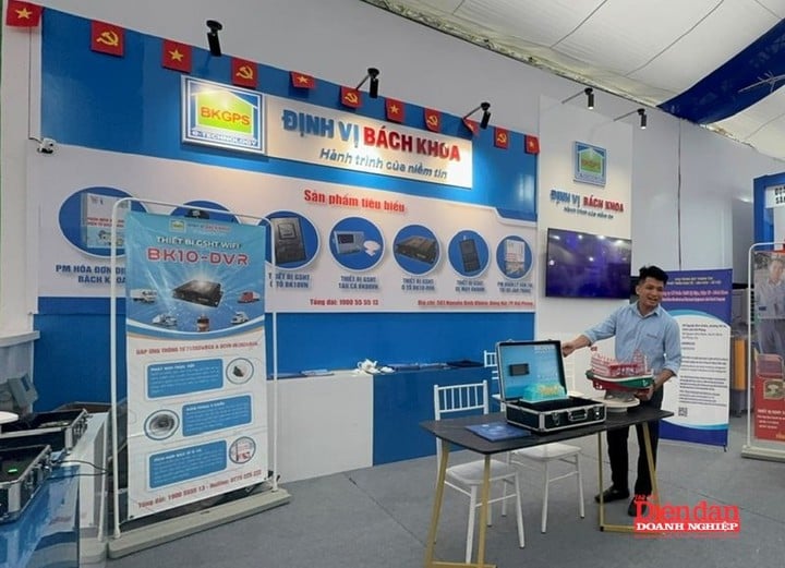 Hải Phòng ban hành chính sách thu hút nhân tài trong lĩnh vực vi mạch và AI - Ảnh 1.