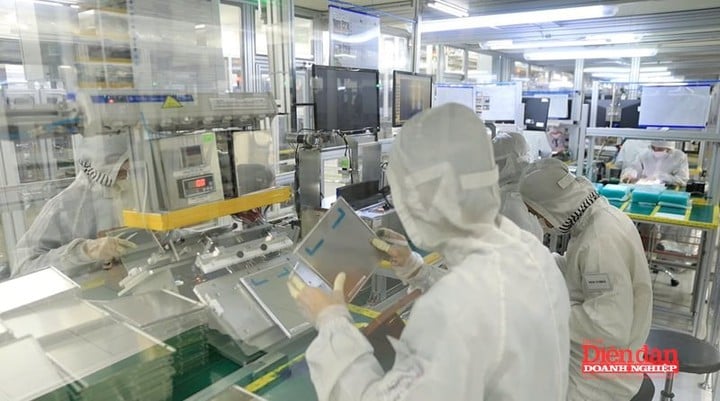 Hải Phòng ban hành chính sách thu hút nhân tài trong lĩnh vực vi mạch và AI - Ảnh 3.