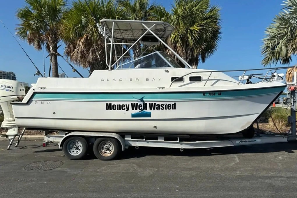 Sambutan hari jadi hampir bertukar tragedi: 4 orang hanyut di tengah laut 20 jam - 2