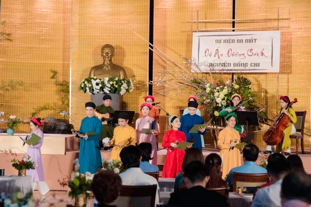 Đường sách Nguyễn Đổng Chi được thiết kế như 'khu rừng nhiệt đới' - Ảnh 2.