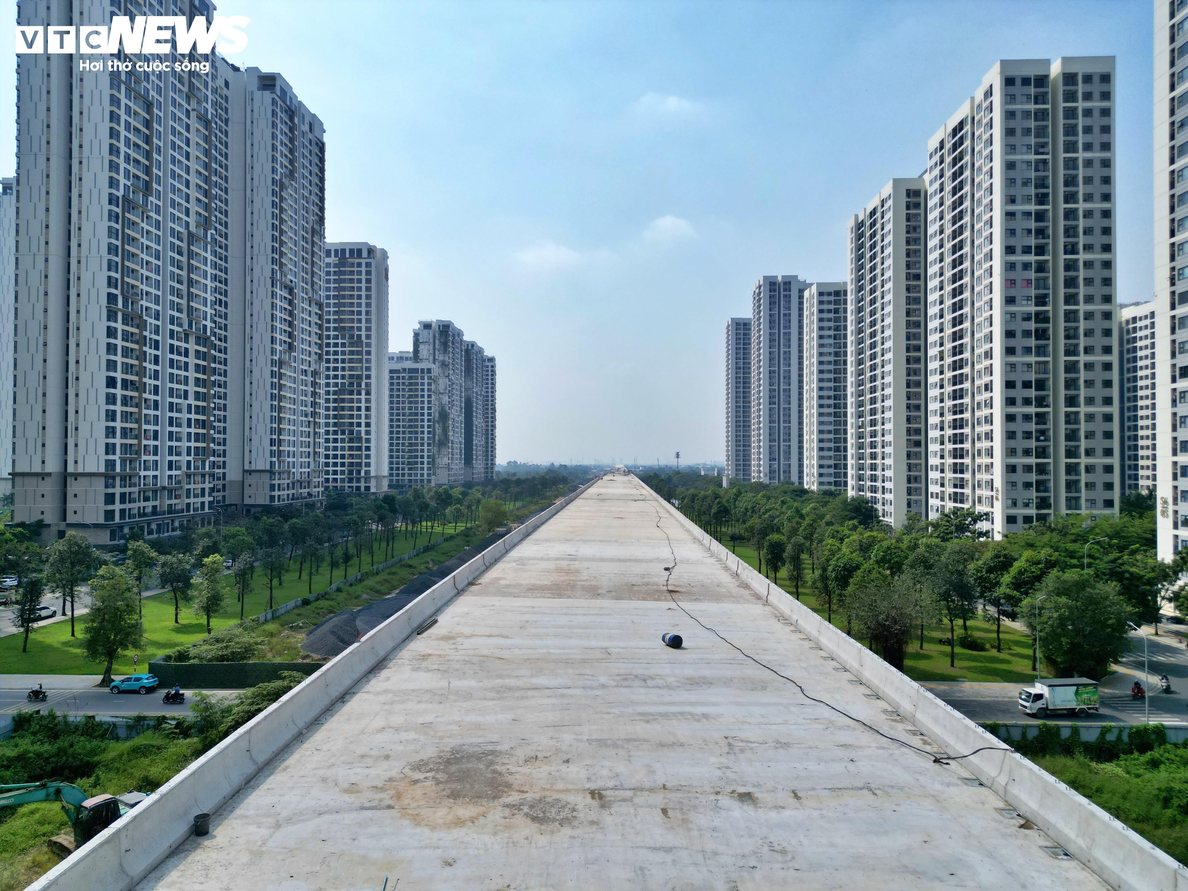 Pemandangan Ring Road 3 dari atas merentasi kawasan bandar di Ho Chi Minh City sebelum dibuka kepada lalu lintas - 13
