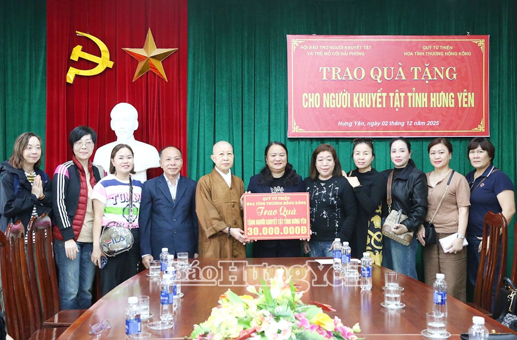 Hội Bảo trợ người khuyết tật và Bảo vệ quyền trẻ em tỉnh Hưng Yên tiếp nhận hỗ trợ người khuyết tật từ Quỹ từ thiện Hoa tình thương Hồng Kông (Trung Quốc).