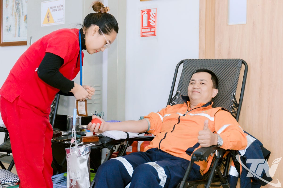 ບໍລິສັດ ນູ່ຟາວ ໄດ້ຮັກສາການເຄື່ອນໄຫວບໍລິຈາກເລືອດມະນຸດສະທໍາ 11 ປີຕິດຕໍ່ກັນ.