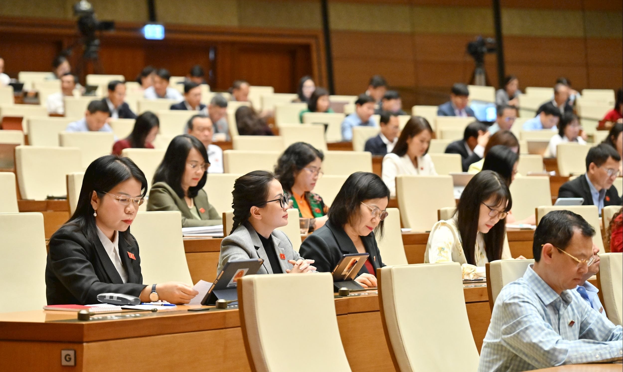 ប្រតិភូនៅឯកិច្ចប្រជុំVQK_0008