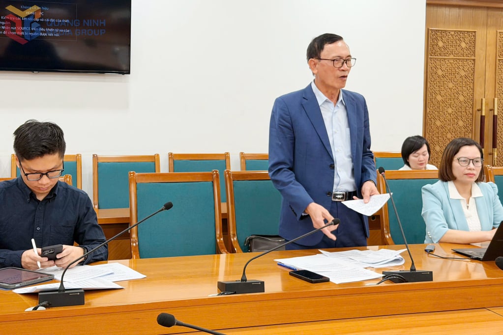 На встрече выступил представитель Провинциальной ассоциации защиты инвалидов и сирот.