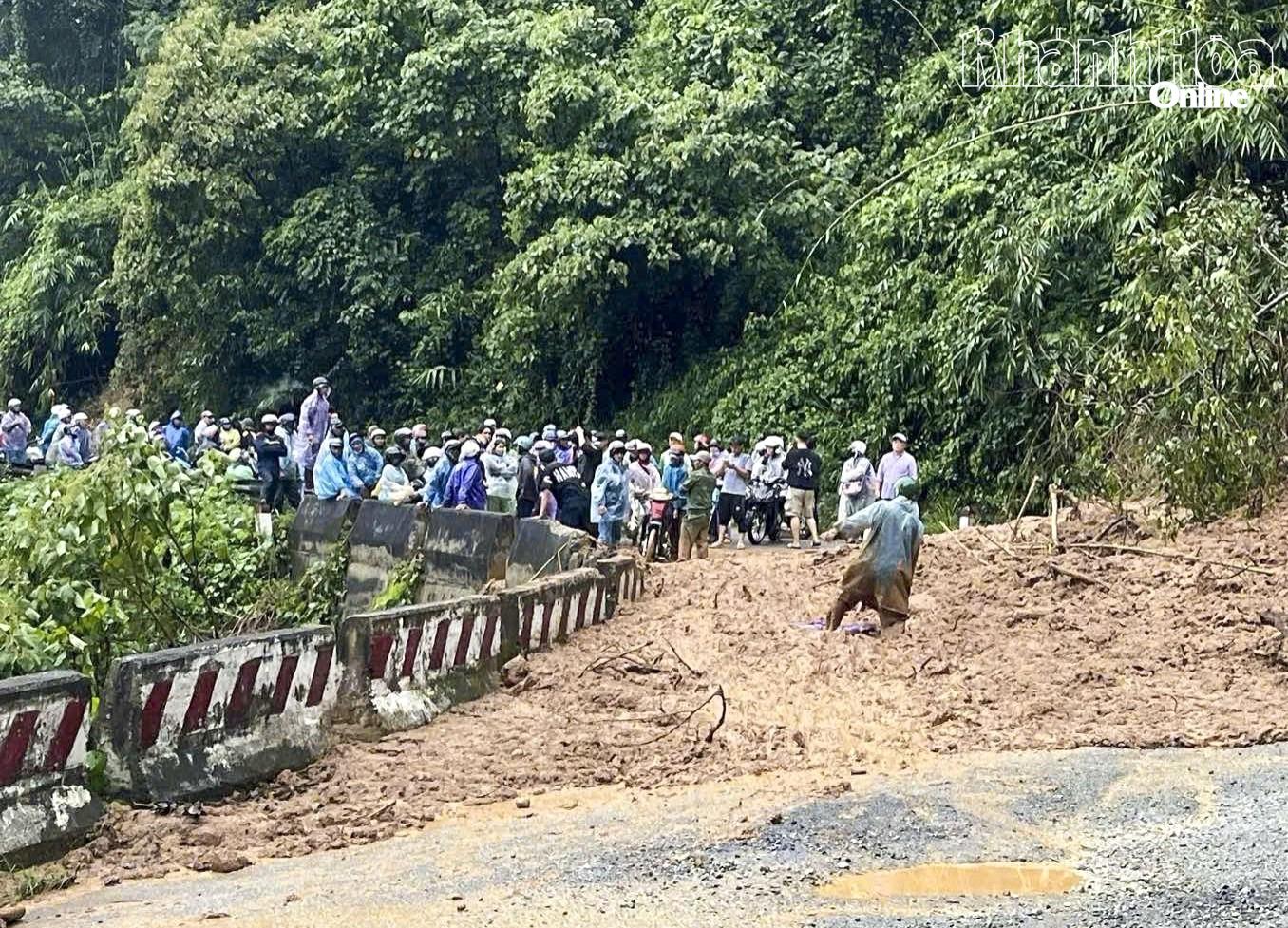 Vị trí sạt lở trên đèo Ngoạn Mục.