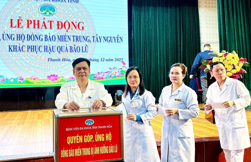 Thanh Hoa Provincial General Hospital launched a campaign to support people in the Central and Central Highlands regions to overcome consequences caused by floods.