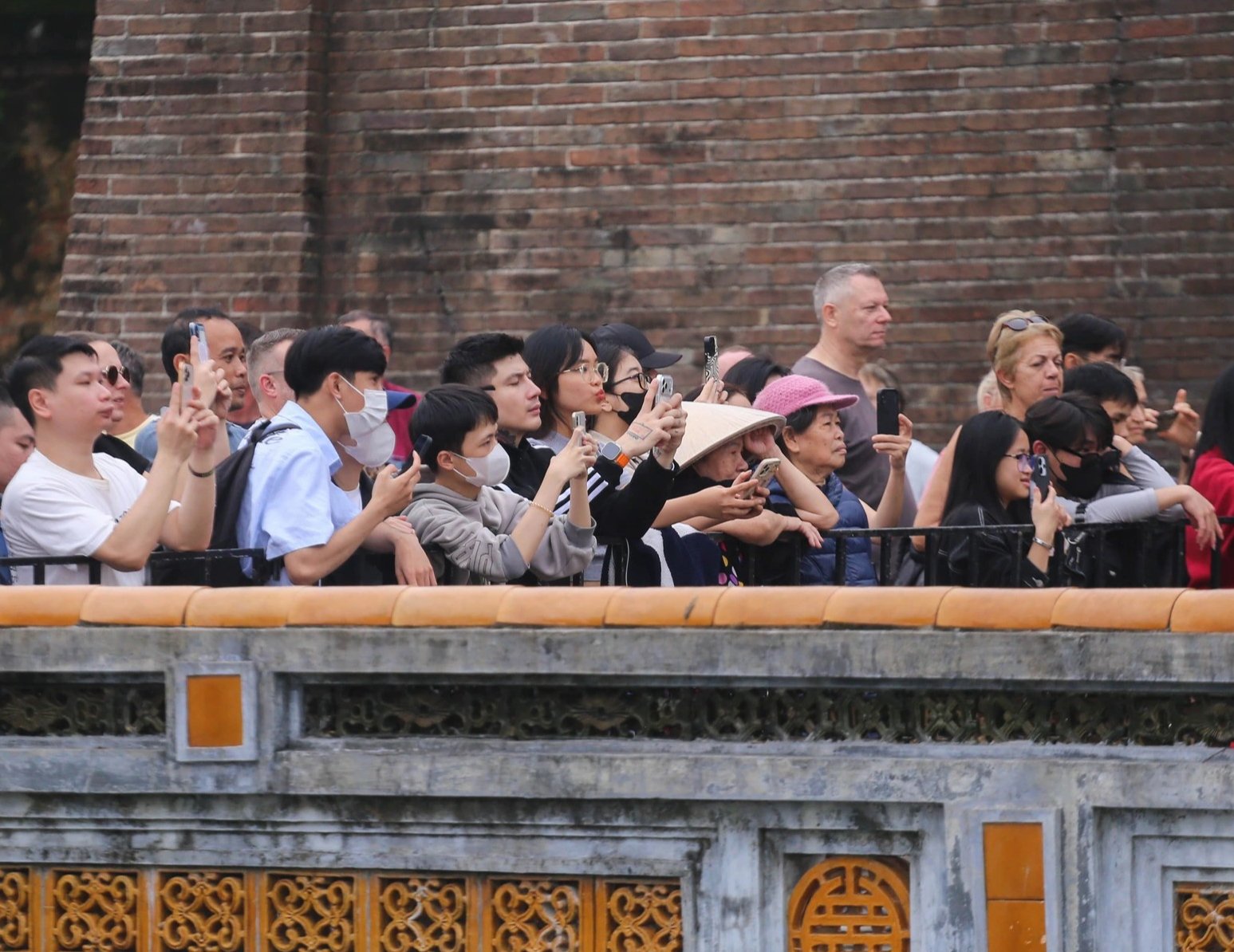 Hoa hậu Hoàn vũ quốc tế 2025 mở màn bằng show thời trang tại Đại nội Huế- Ảnh 6.