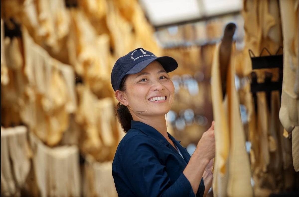 De geconsolideerde omzet van VRG zal in 2025 meer dan VND 32.000 miljard bedragen. Foto: VRG. Doanh thu hợp nhất của VRG đạt hơn 32.000 tỷ đồng năm 2025. Ảnh: VRG.