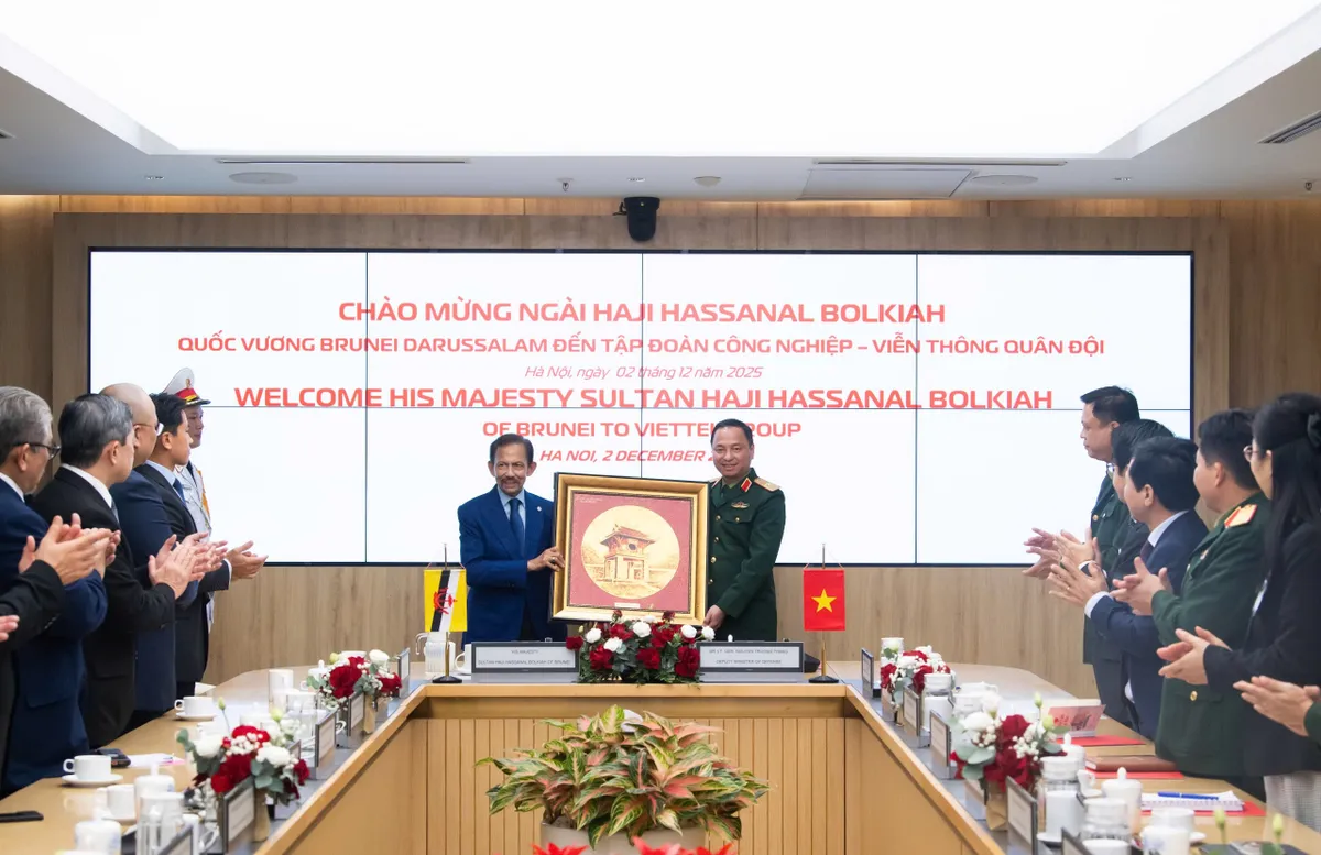 Viettel đón Quốc vương Brunei, mở ra cơ hội hợp tác chiến lược mới - Ảnh 3.