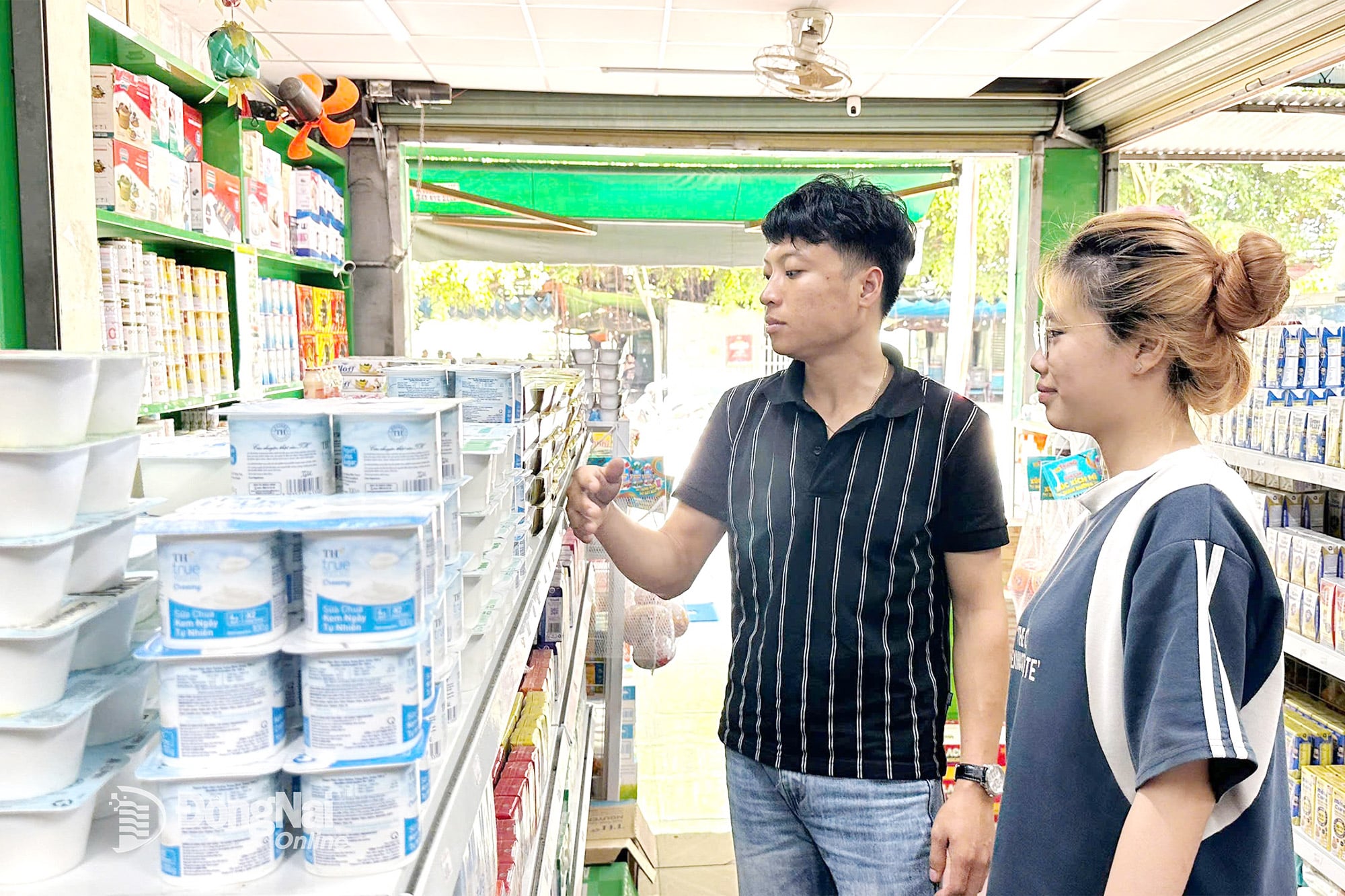 សេចក្តីព្រាងពន្ធលើប្រាក់ចំណូលផ្ទាល់ខ្លួននឹងជះឥទ្ធិពលយ៉ាងធំដល់គ្រួសារអាជីវកម្ម។ នៅក្នុងរូបថត៖ គ្រួសារអាជីវកម្មកន្ទបទារក និងទឹកដោះគោនៅឃុំ Trang Bom ខេត្ត Dong Nai។ រូបថត៖ ង៉ុក លៀន