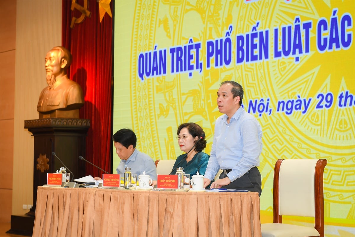 Phó Thống đốc NHNN Đoàn Thái Sơn phát biểu tại Hội nghị Quán triệt, phổ biến Luật Các tổ chức tín dụng