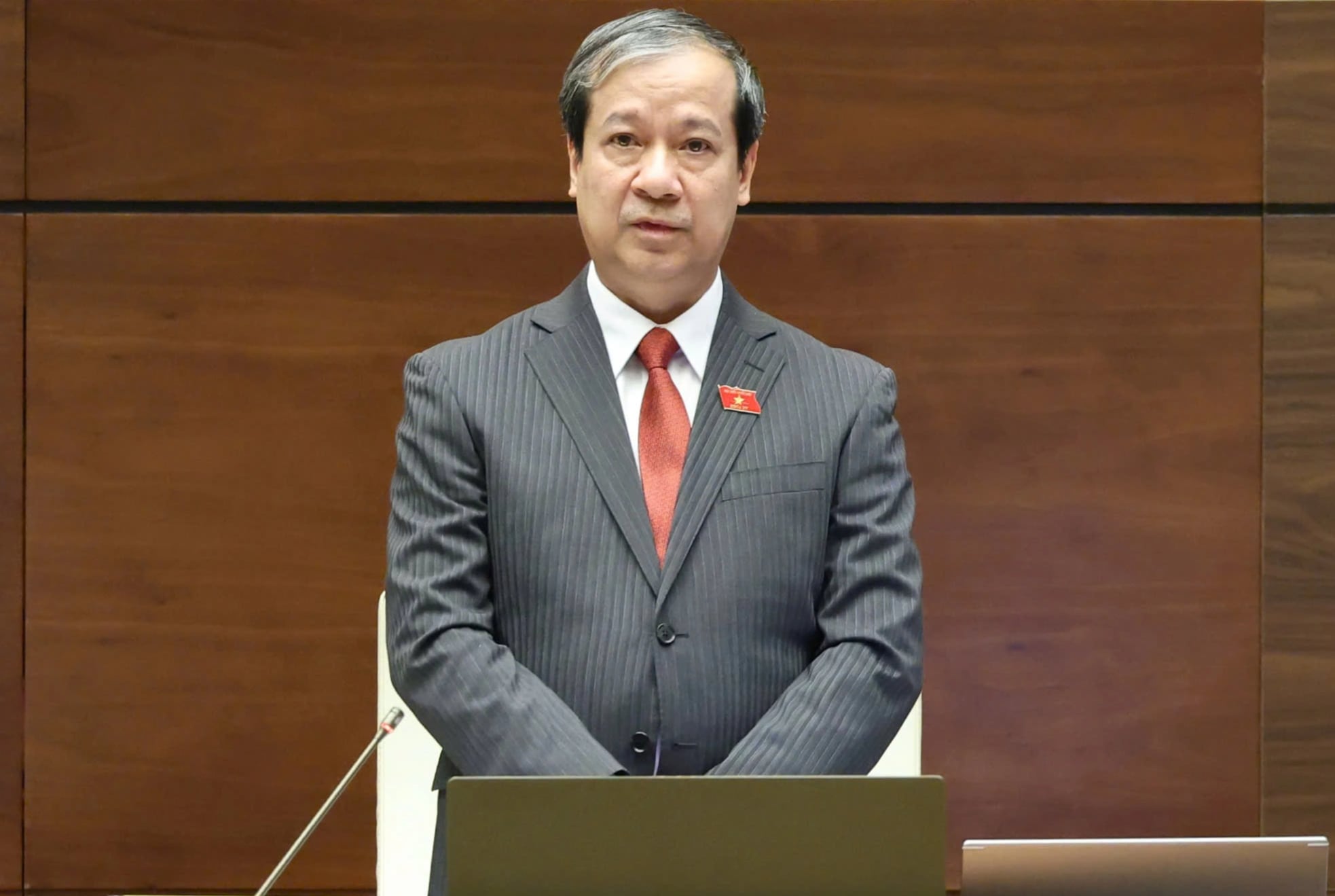 Tranh luận đưa đào tạo y tế về Bộ GD-ĐT, Bộ trưởng khẳng định 'không ôm đồm' - Ảnh 1.