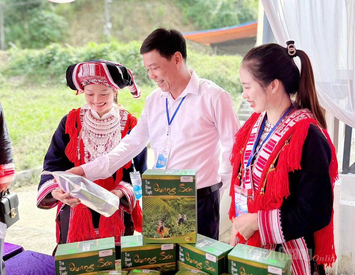 Tien Nguyen 공동체의 OCOP 제품.