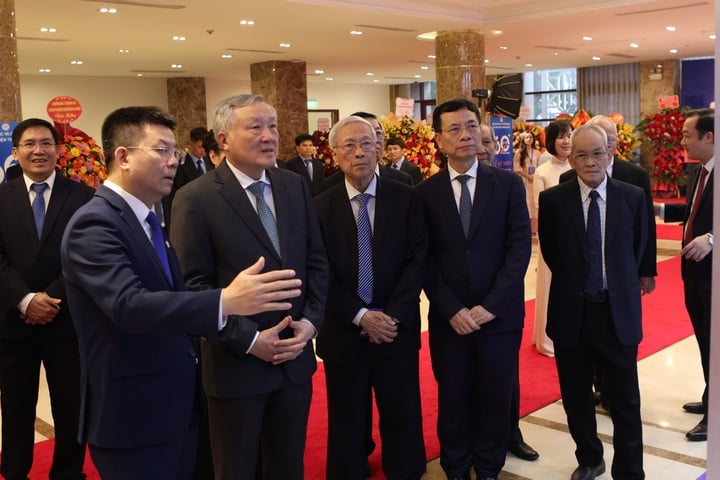 Cục Bưu điện Trung ương - 60 năm hành trình đặc biệt - Ảnh 1.