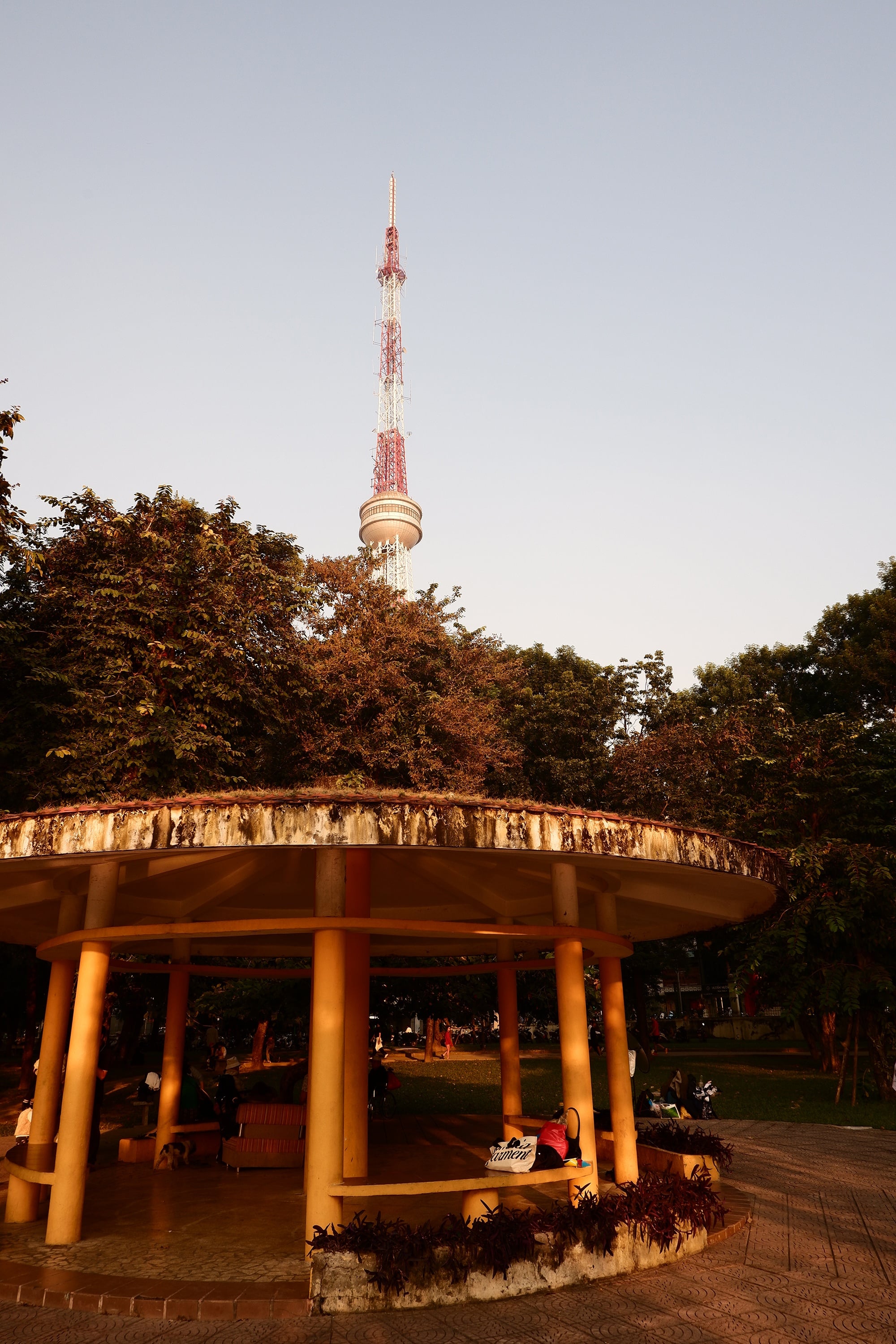 Thong Nhat Park, TV-torony 14 cong vien Thong Nhat, thap truyen hinh anh 14