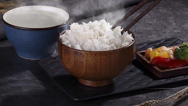 Cách uống rượu không say trong khi uống - Ảnh 1.