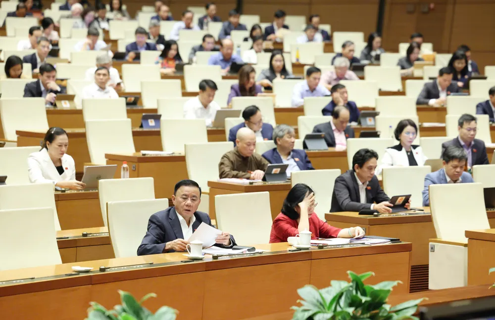 Delegater vid nationalförsamlingens möte den 3 december. Foto: QUANG PHUC