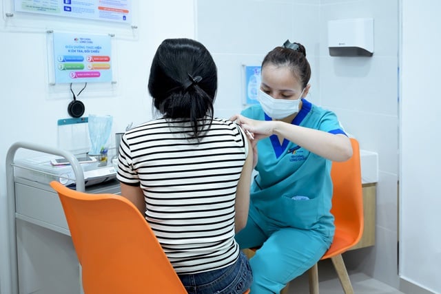 Sơn.K, Bùi Trường Linh, CONGB trở thành đại sứ chiến dịch sức khỏe cộng đồng của Long Châu- Ảnh 3.