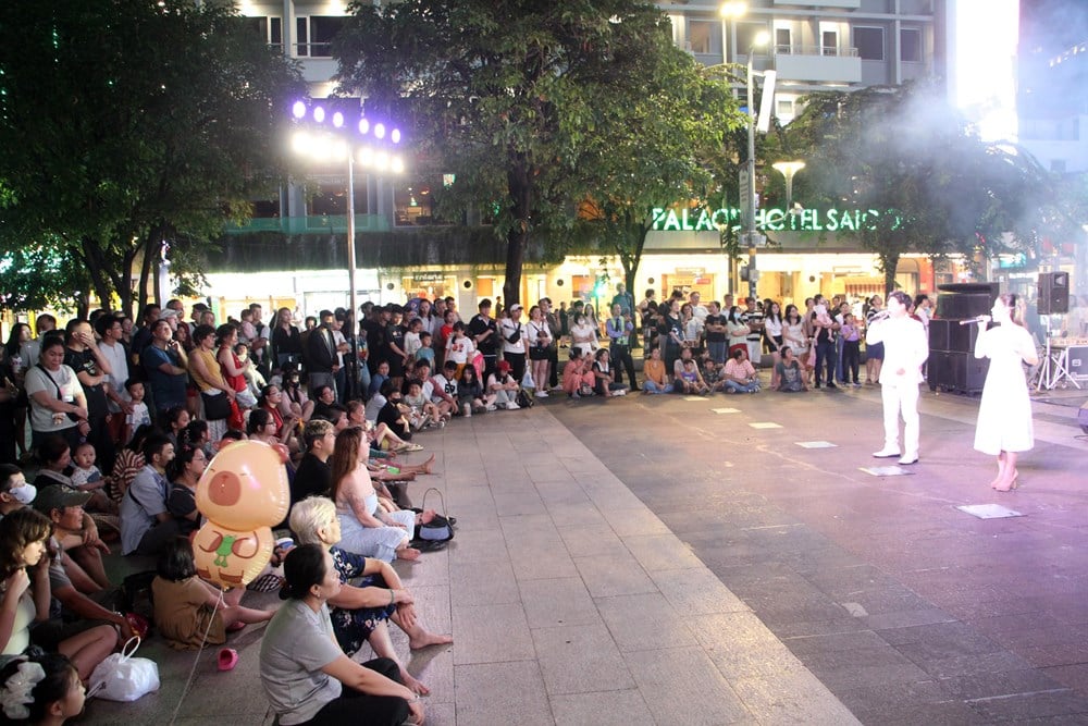  “Điểm hẹn âm nhạc” giữa trung tâm TP.HCM - ảnh 2