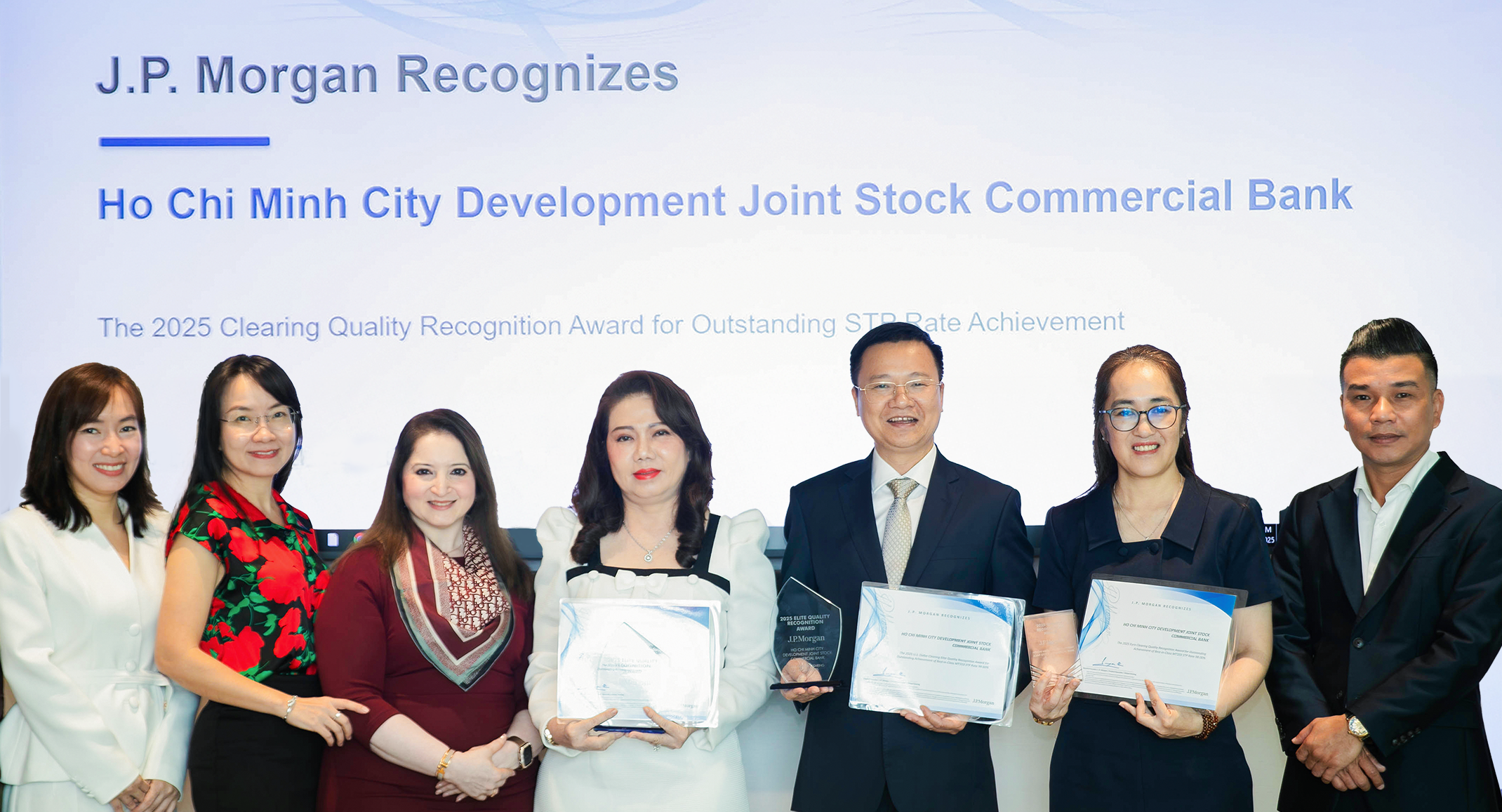 Liderando la industria, HDBank recibió el premio Global Payment Quality Awards 2025 de JP Morgan Chase