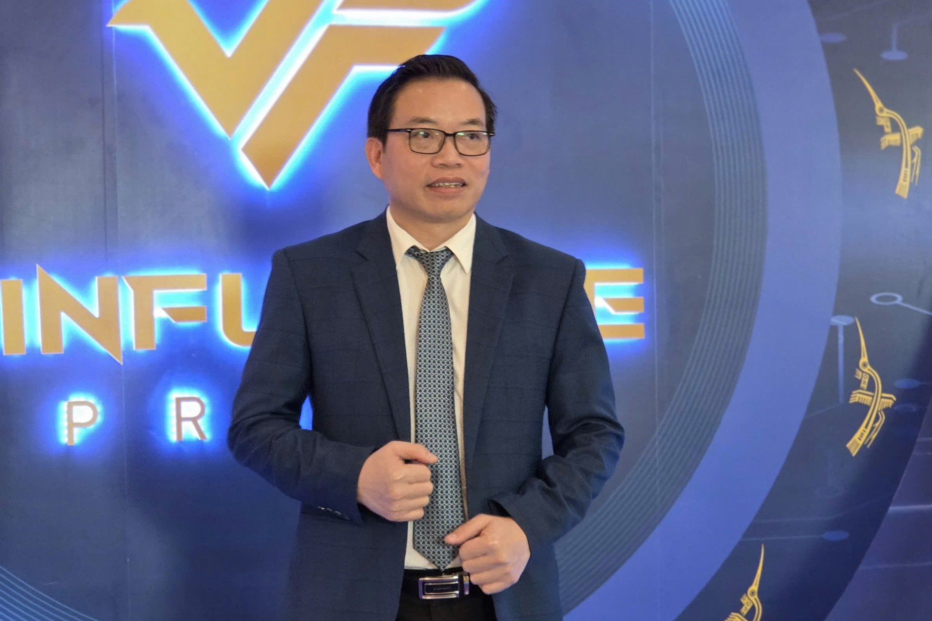 Professor Tran Trung Dung.jpg