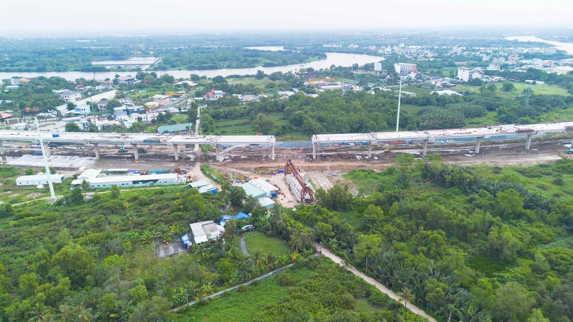 گو کانگ انٹرسیکشن کی تعمیر کے لیے منصوبہ بند علاقہ برانچ لائن کا آخری نقطہ اور ڈونگ نائی 2 پل پروجیکٹ کا نقطہ آغاز ہے۔