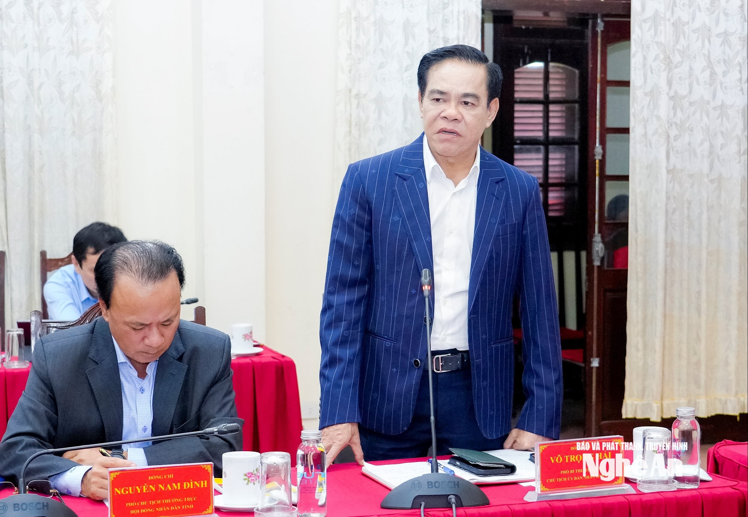 ইংরেজি-সংবাদ-নিবন্ধ