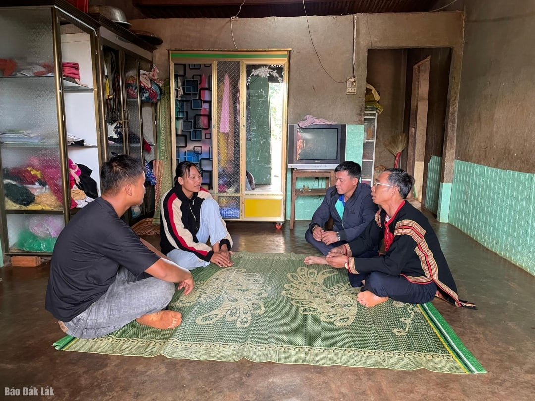 Han försonades med byborna.