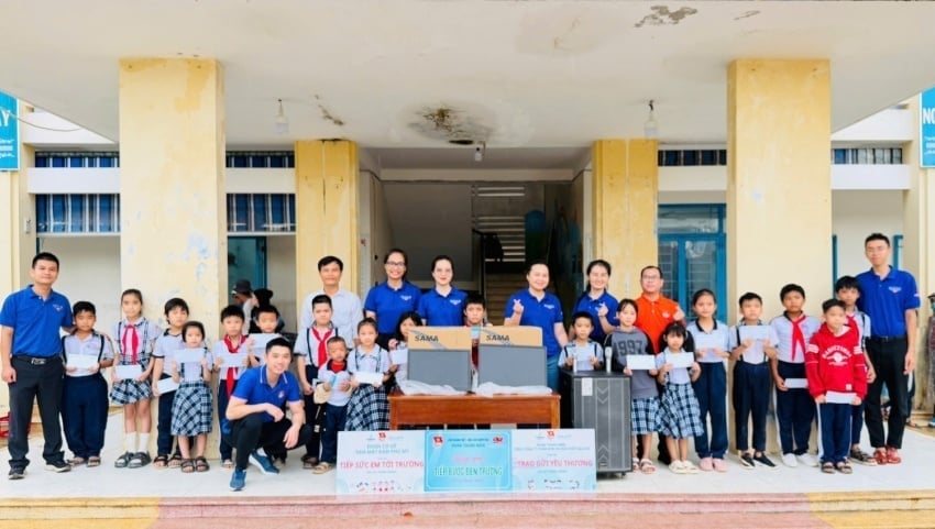 Sự chung tay của tất cả các đơn vị đã tạo nên thành công chung cho chương trình, thể hiện rõ nét tinh thần 'lá lành đùm lá rách' cao đẹp của người lao động Petrovietnam. Ảnh: Vietsovpetro.