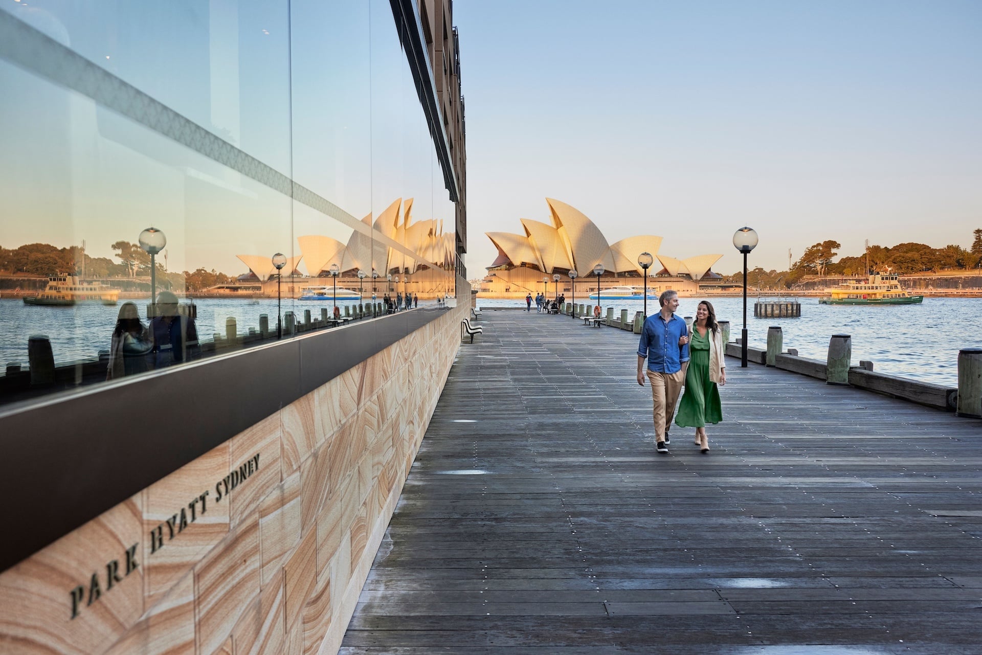 Сидней, Англия 1