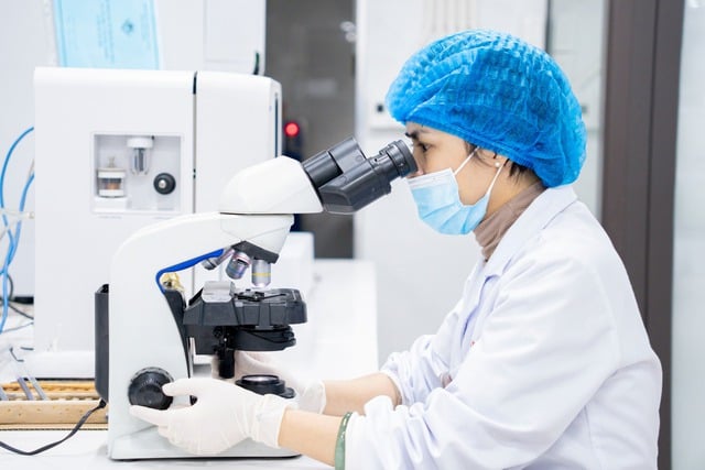 Bao cấp học phí, cam kết bố trí việc làm sẽ gây hệ luỵ cho thị trường lao động ngành Y- Ảnh 1.