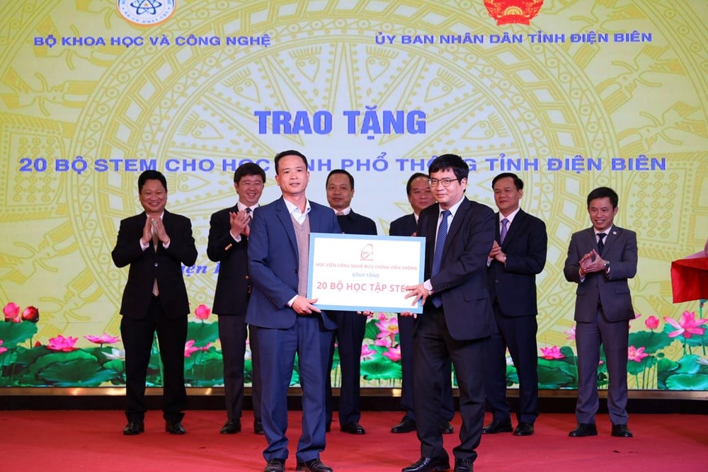 تعزيز التنمية الاقتصادية الرقمية والتحول الرقمي للشركات في منطقة الشمال الغربي - الصورة 6