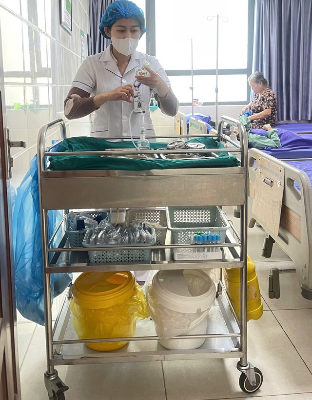 Môi trường y tế xanh - sạch - đẹp để người bệnh luôn được an toàn- Ảnh 2.