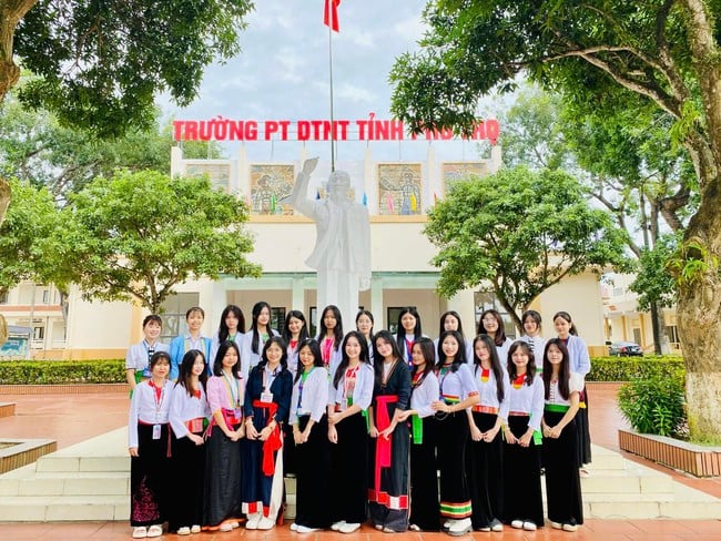 Phu Tho មានបំណងគ្មានគ្រួសារក្រីក្រជាមូលដ្ឋាននៅឆ្នាំ 2030 តាមស្តង់ដារភាពក្រីក្រពហុវិស័យ - រូបថត 2.