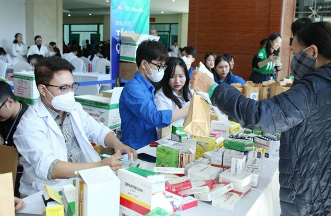 Festival « Vivre sainement au quotidien 2025 » à Thanh Hoa : De nombreuses personnes souffrent de maladies digestives.
