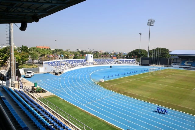 Có gì lạ ở sân bóng SEA Games, nơi tuyển nữ sẽ đại chiến với Philippines, Myanmar- Ảnh 5.