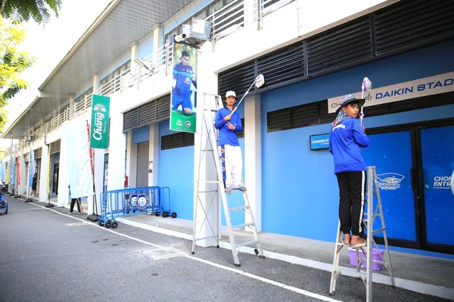 Có gì lạ ở sân bóng SEA Games, nơi tuyển nữ sẽ đại chiến với Philippines, Myanmar- Ảnh 6.