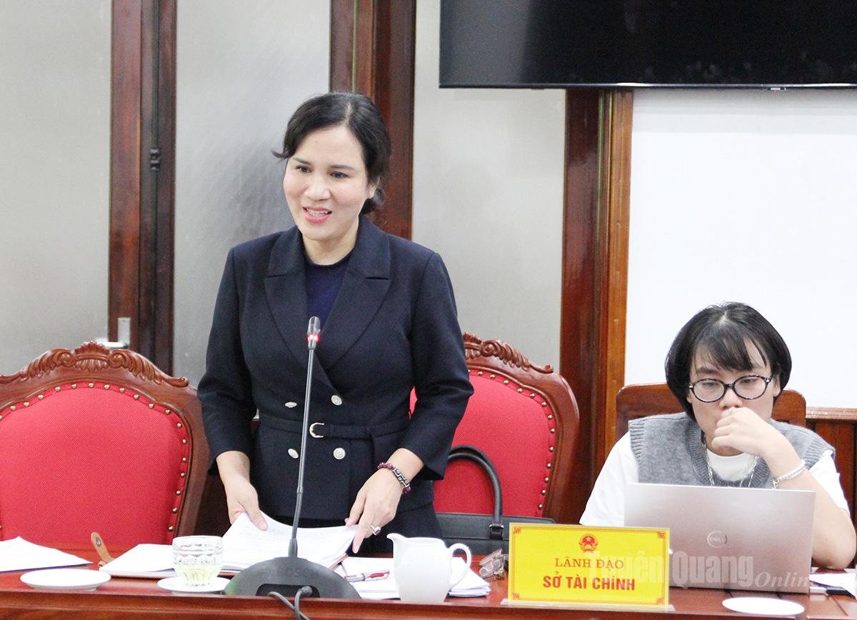 На зустрічі виступили керівники Департаменту фінансів.