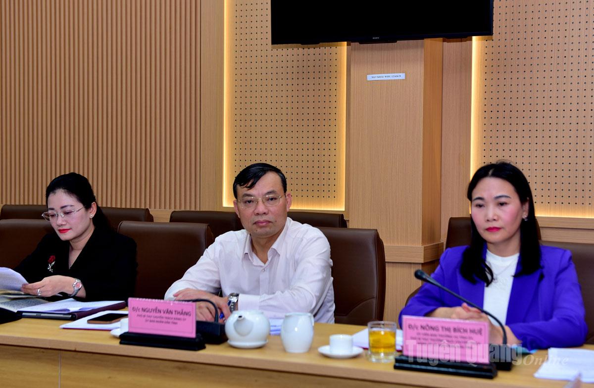 প্রাদেশিক পার্টি কমিটির স্থায়ী সদস্যরা সভায় উপস্থিত ছিলেন।